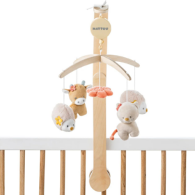 מובייל מוזיקלי מעץ מילה וזואי -נאטו NATTOU